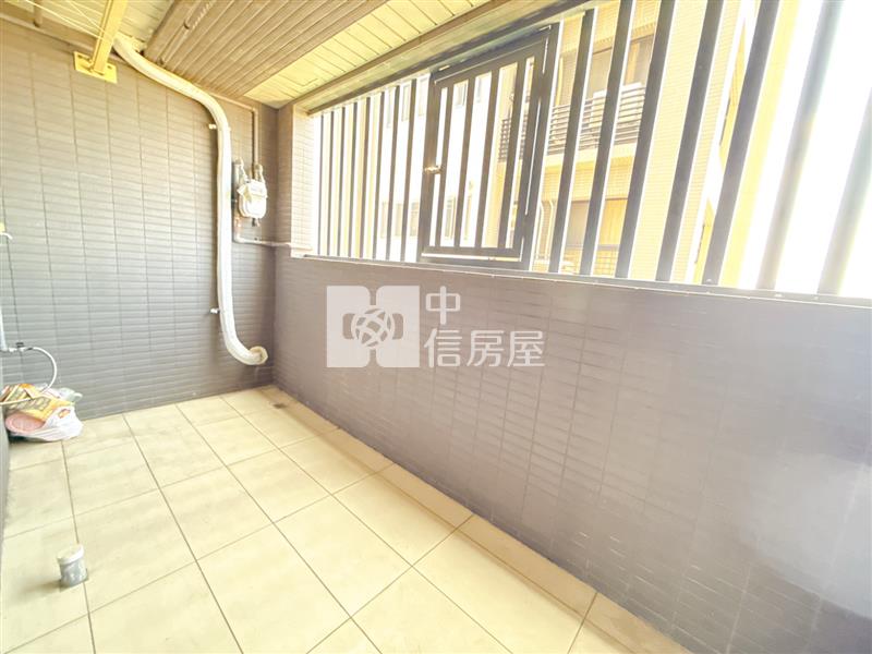 青埔A19世界MRT3+1房雙主臥雙車位房屋室內格局與周邊環境