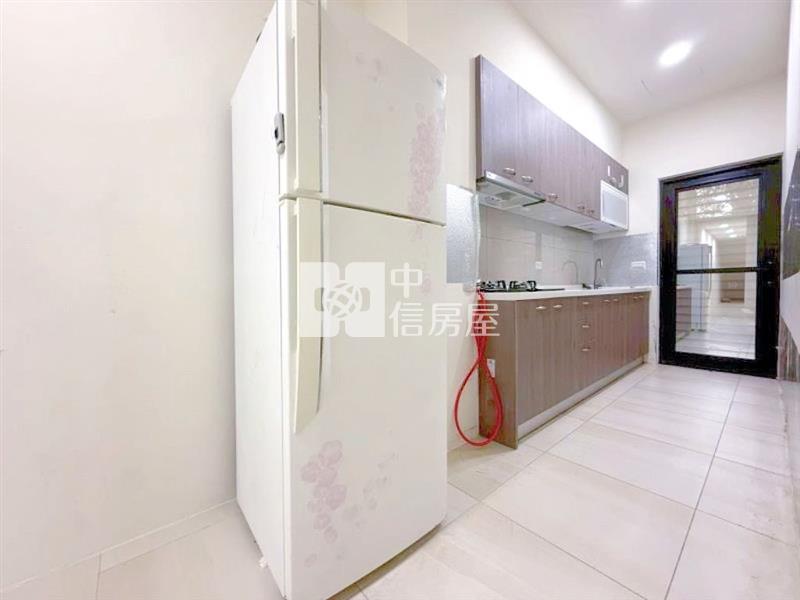 中壢家樂福整新收租透天房屋室內格局與周邊環境