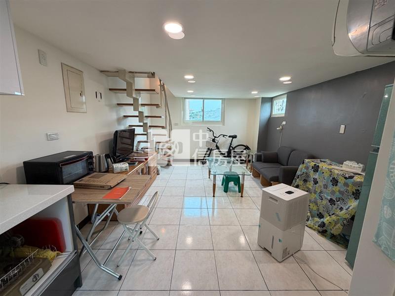 獨家！羅傑摩爾Ｂ區低總價高樓車房屋室內格局與周邊環境