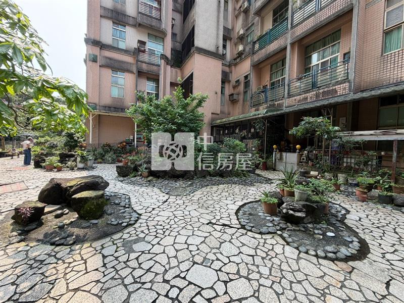 獨家！羅傑摩爾Ｂ區低總價高樓車房屋室內格局與周邊環境