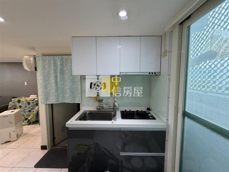 獨家！羅傑摩爾Ｂ區低總價高樓車房屋室內格局與周邊環境