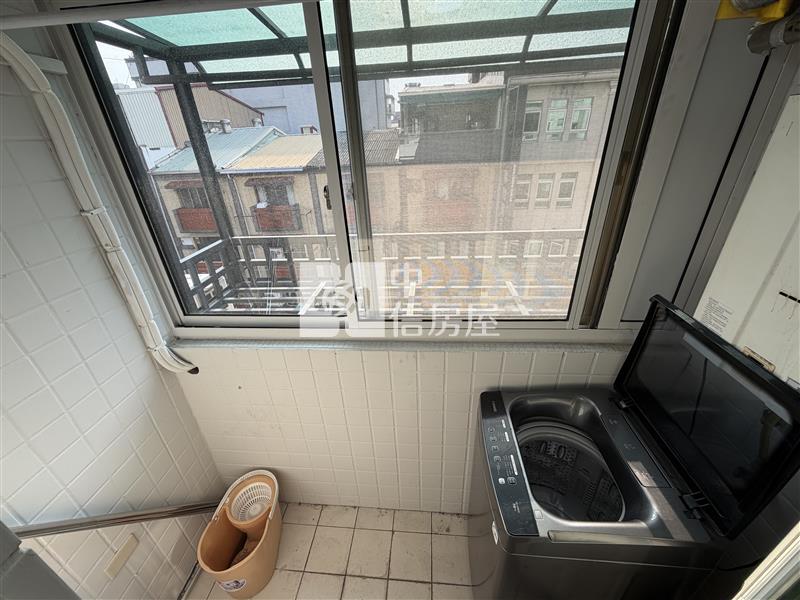 五期精誠寶座3房平車房屋室內格局與周邊環境