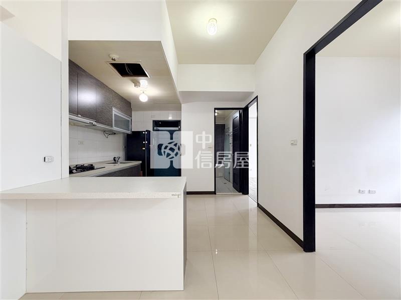 佳茂中山會館兩房車位房屋室內格局與周邊環境