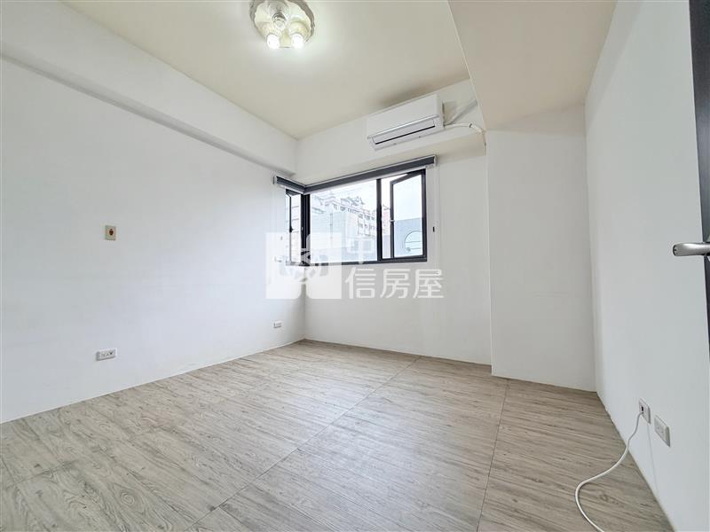 佳茂中山會館兩房車位房屋室內格局與周邊環境