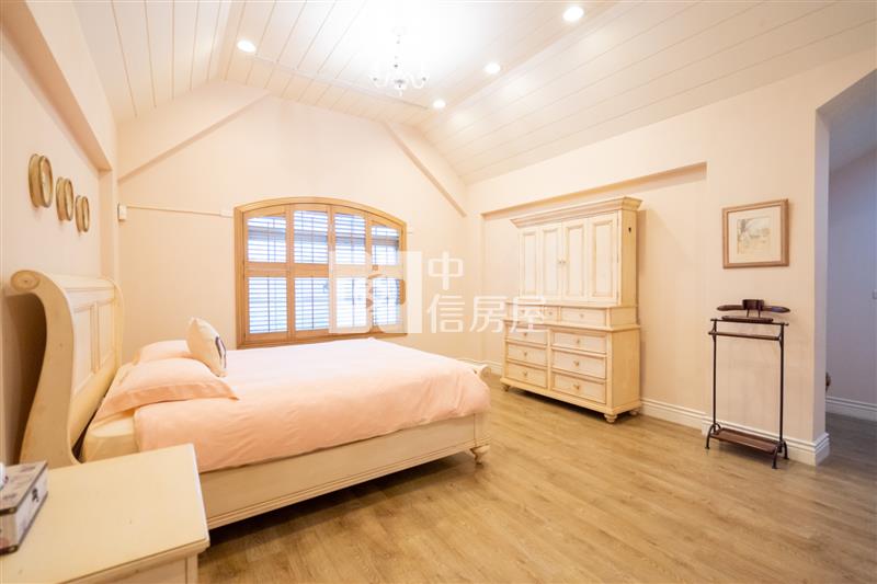 龍潭渴望園區-獨棟大別墅(建地299坪)房屋室內格局與周邊環境