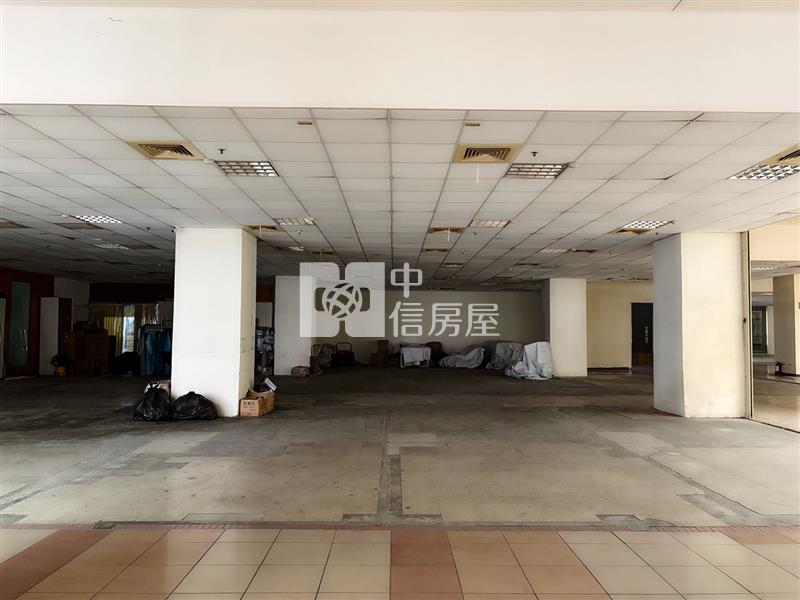 J18.賺錢時代商場【捷運新北園區站加盟店】房屋室內格局與周邊環境