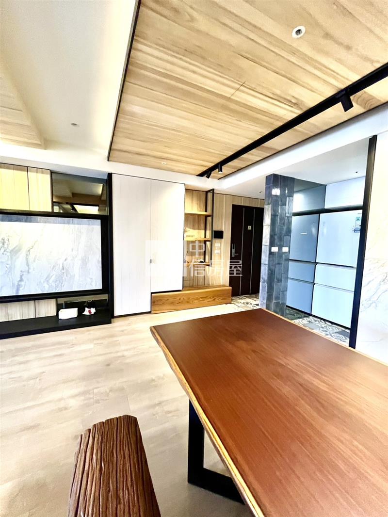 佳福青樂4改3雙車帝王視野戶房屋室內格局與周邊環境