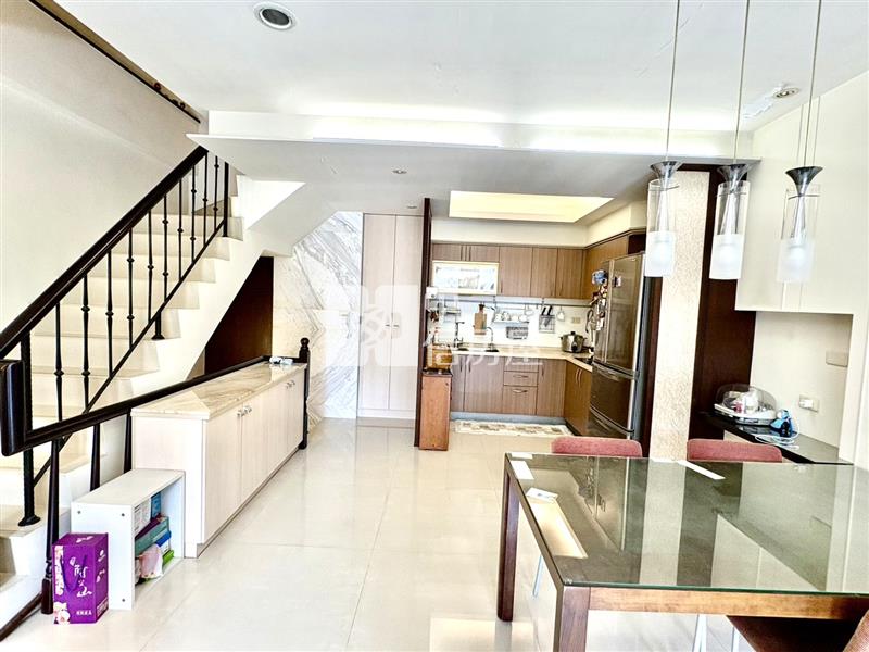 11期崇德水蓮臨路精美雙車店墅（專任）房屋室內格局與周邊環境