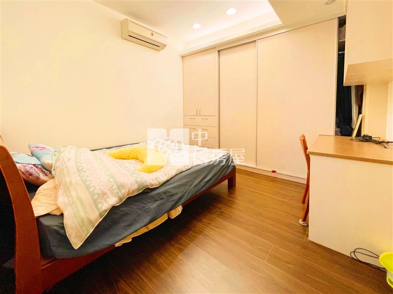 科博館大面寬1-3樓店住房屋室內格局與周邊環境