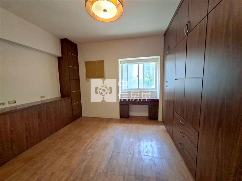 A21捷運旁宏國新城電梯3房房屋室內格局與周邊環境