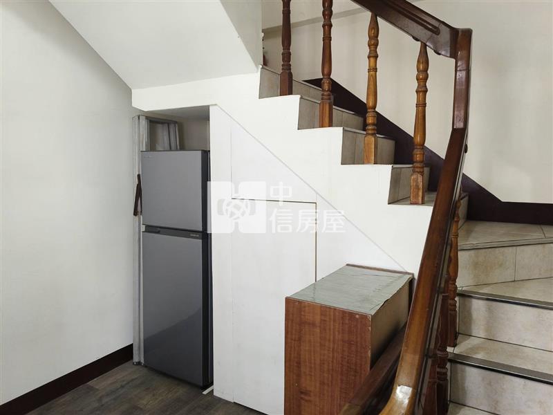 【奔馳】蘆竹桃園街收租透天房屋室內格局與周邊環境