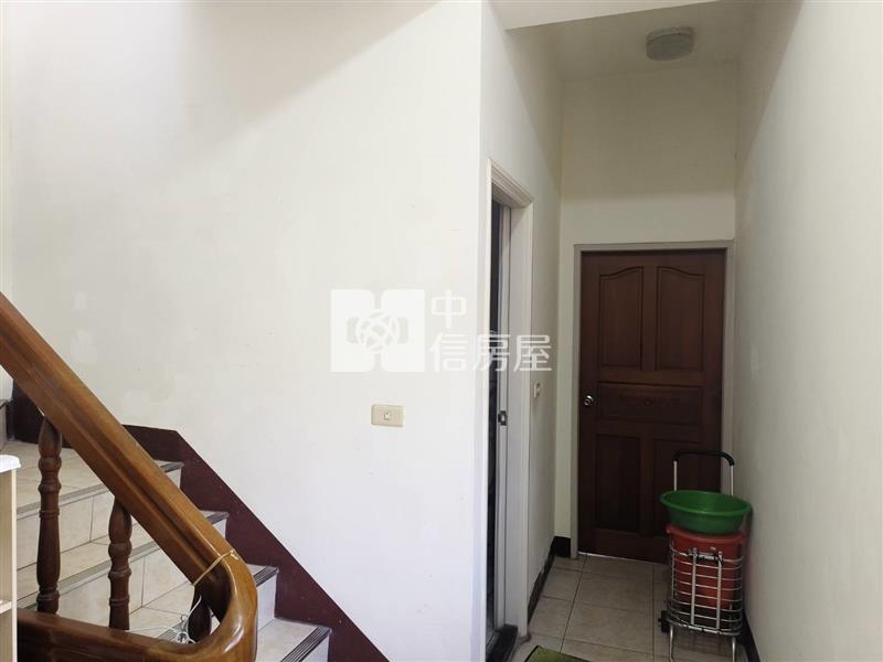 【奔馳】蘆竹桃園街收租透天房屋室內格局與周邊環境