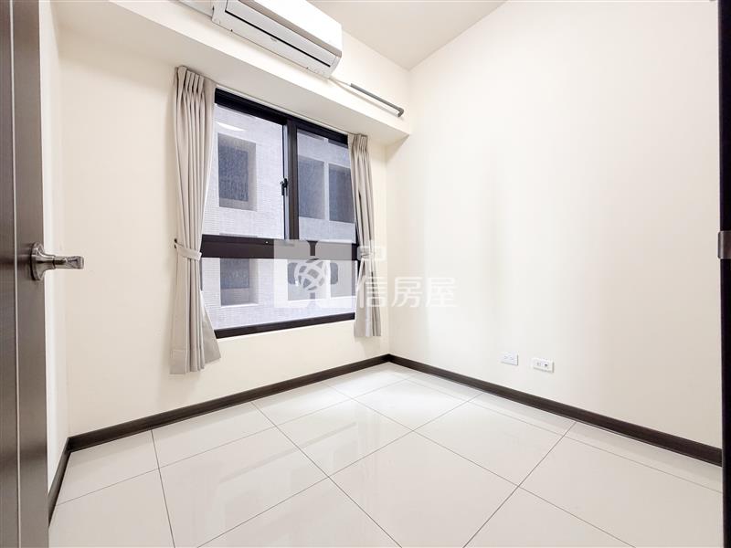 勝美新東區三房平車房屋室內格局與周邊環境