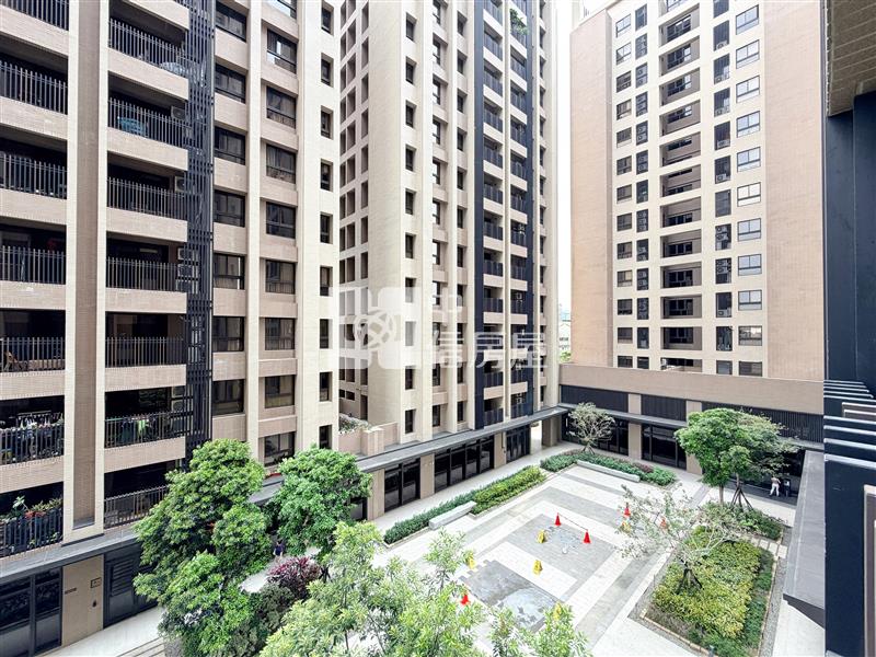 勝美新東區三房平車房屋室內格局與周邊環境