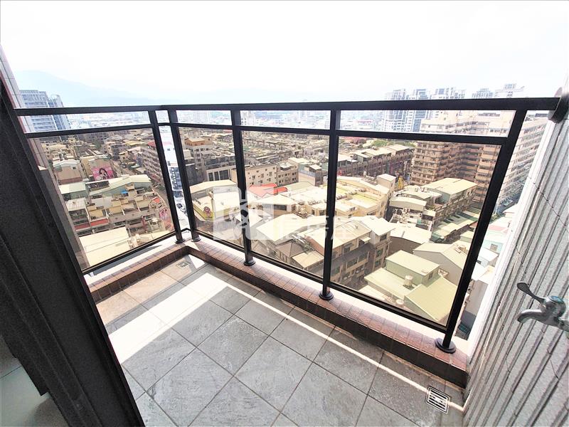 佳福大於視野雙平車房屋室內格局與周邊環境