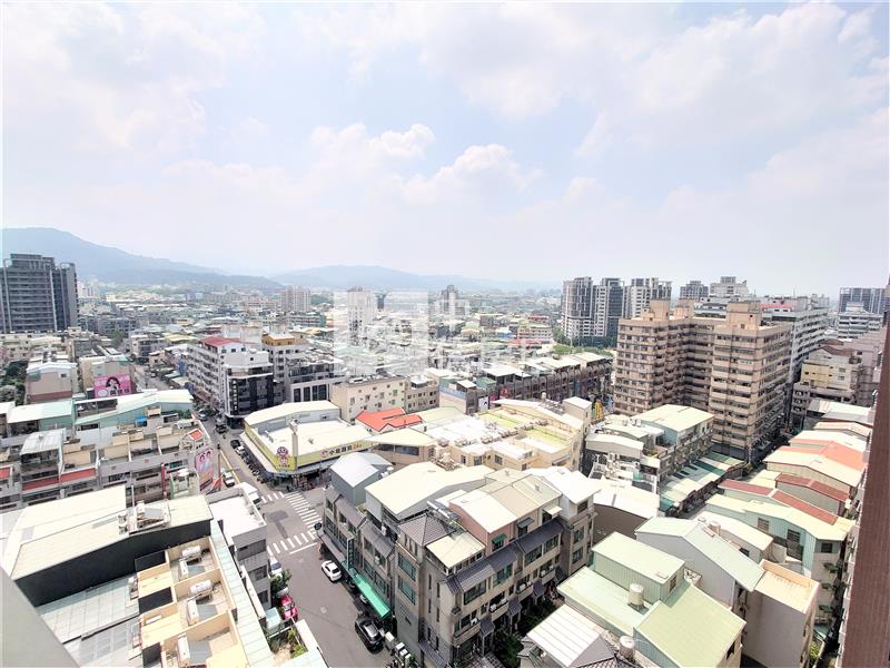 佳福大於視野雙平車房屋室內格局與周邊環境