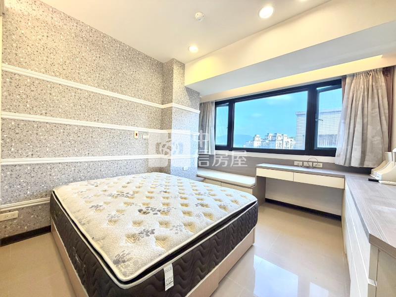 御花園高樓景觀電梯三房房屋室內格局與周邊環境