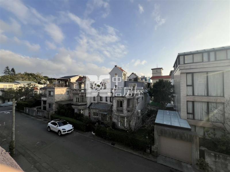 陽光山林美墅房屋室內格局與周邊環境