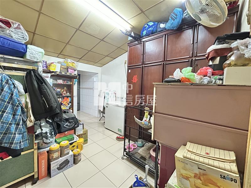 中平國中旁大面寬平房房屋室內格局與周邊環境