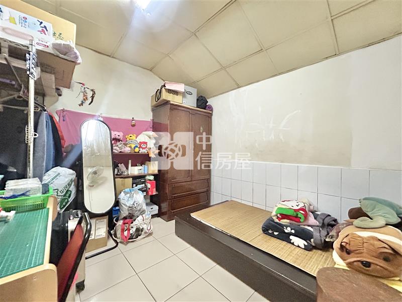 中平國中旁大面寬平房房屋室內格局與周邊環境