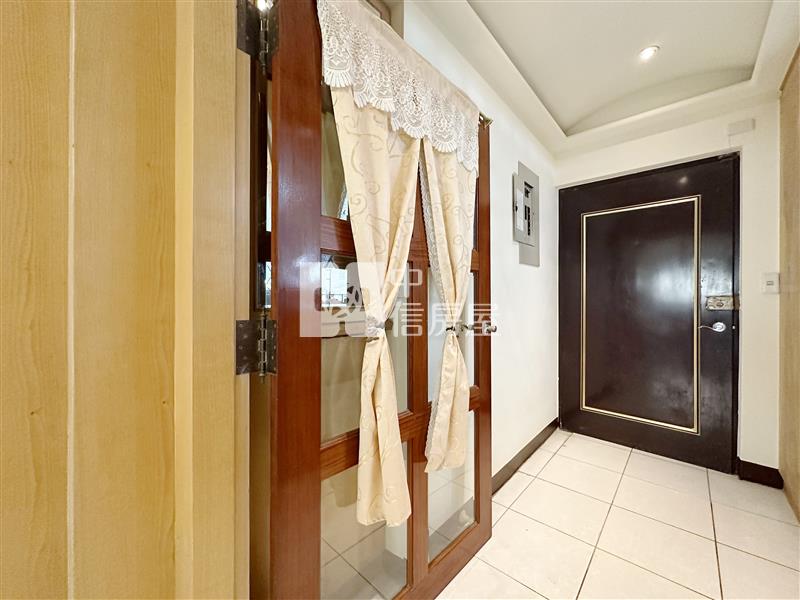 文化復旦商圈.近交流道大四房車房屋室內格局與周邊環境