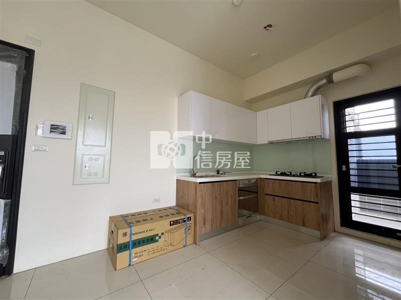 車站精選平車美廈房屋室內格局與周邊環境