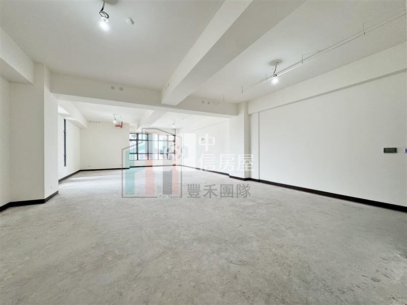【豐禾】(專)楊梅全新立體雙車廠房A5六樓房屋室內格局與周邊環境