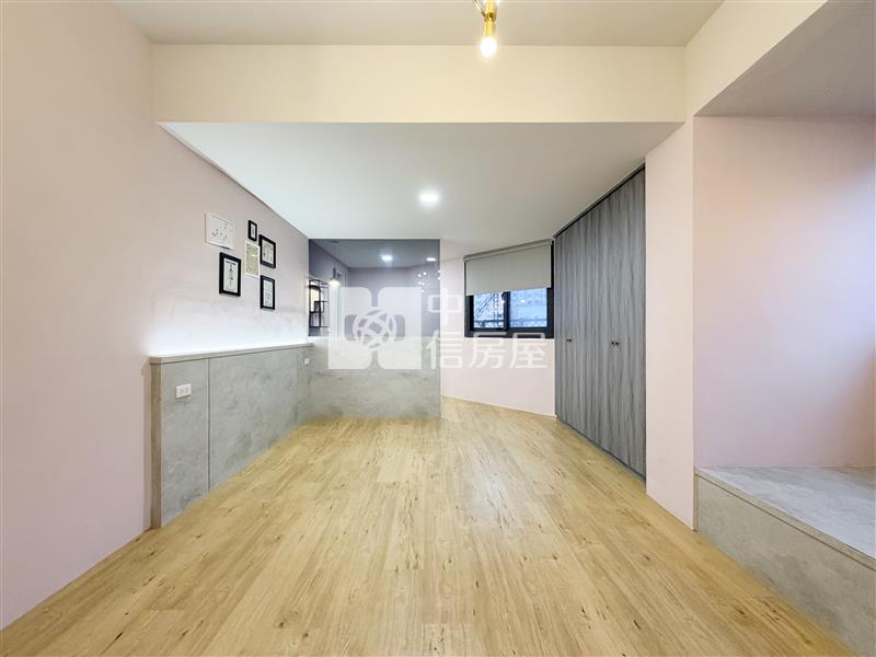 精誠寶座3+1房平車房屋室內格局與周邊環境