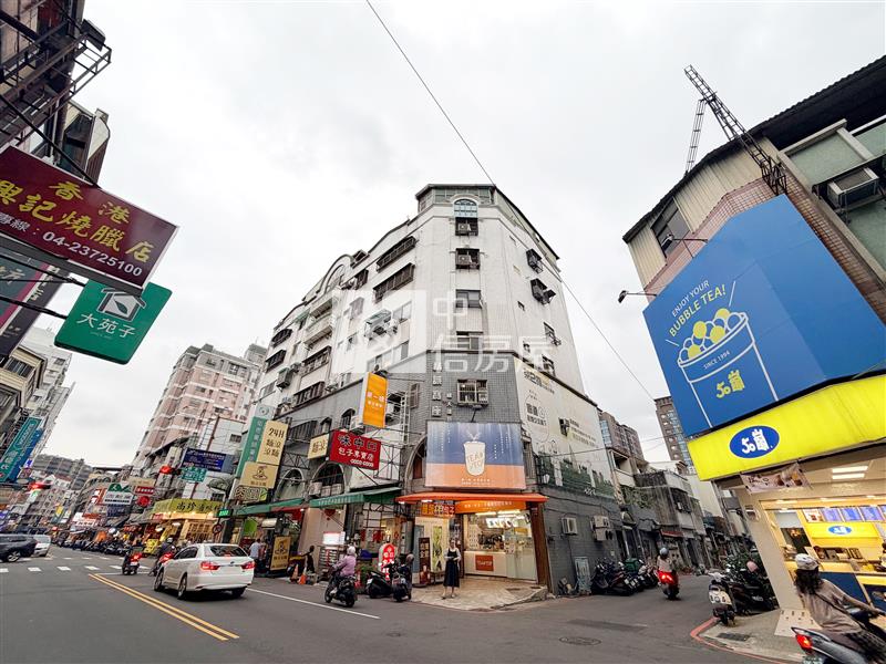 精誠寶座3+1房平車房屋室內格局與周邊環境