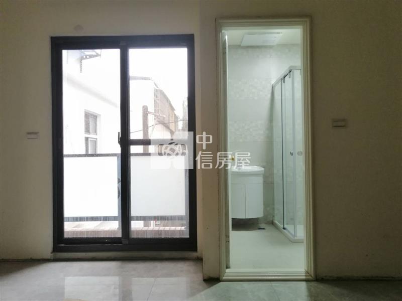 聯新醫院電梯別墅房屋室內格局與周邊環境