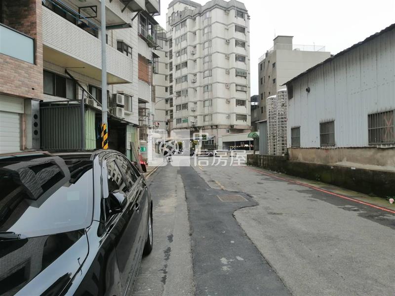 聯新醫院電梯別墅房屋室內格局與周邊環境