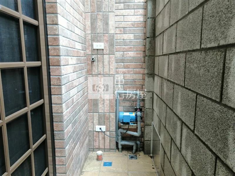 聯新醫院電梯別墅房屋室內格局與周邊環境