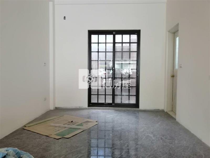 聯新醫院電梯別墅房屋室內格局與周邊環境