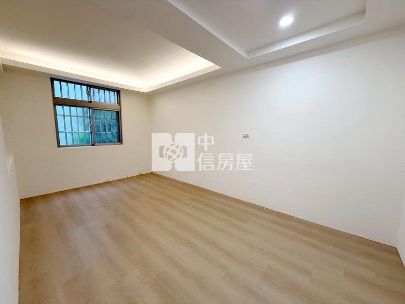 獅子林整新透天房屋室內格局與周邊環境