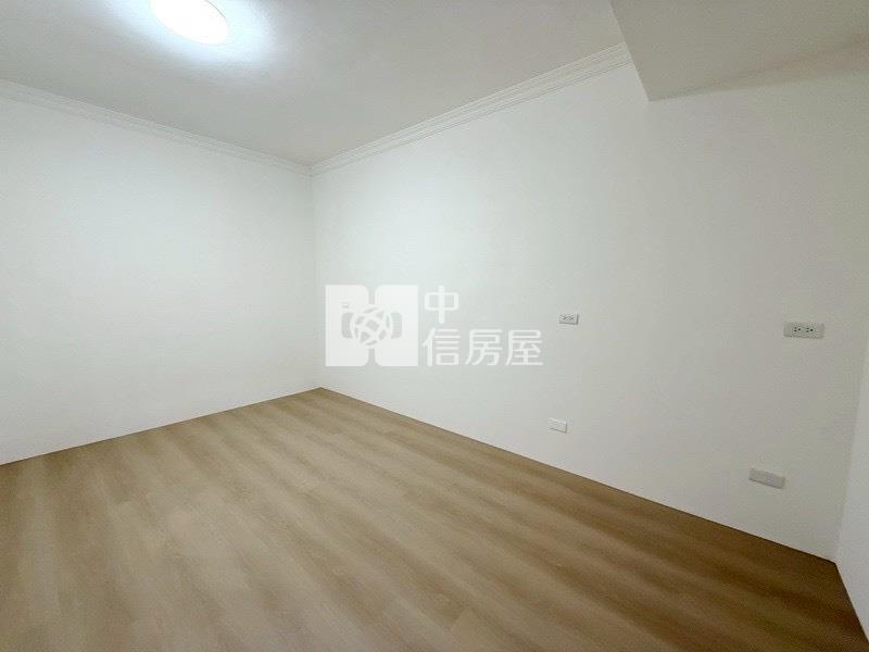 獅子林整新透天房屋室內格局與周邊環境