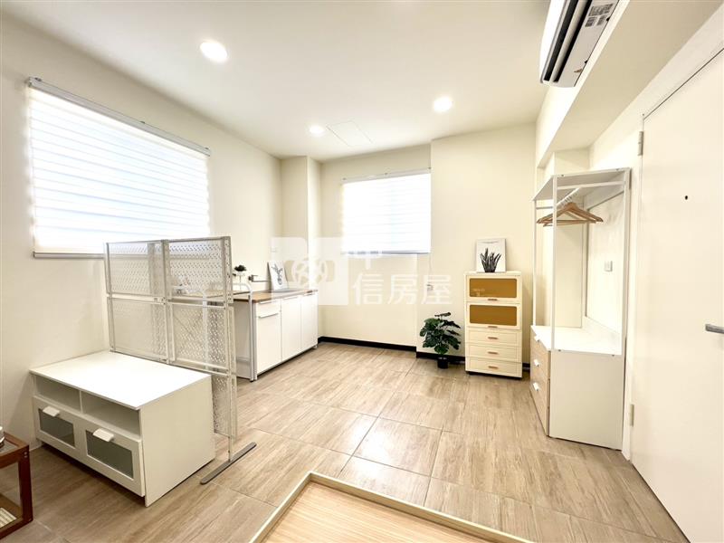 矽品中科廠旁｜屋齡新9房收租透套房屋室內格局與周邊環境