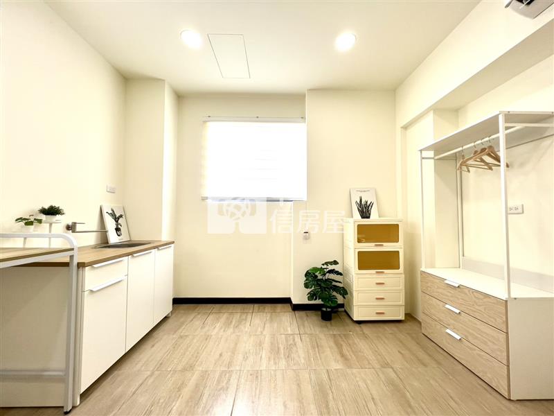 矽品中科廠旁｜屋齡新9房收租透套房屋室內格局與周邊環境