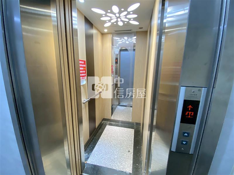 塗城商圈輕屋齡電梯收租27套房屋室內格局與周邊環境