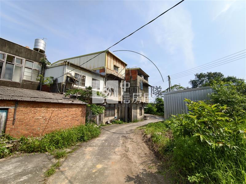 五楊交流道旁都計美田房屋室內格局與周邊環境