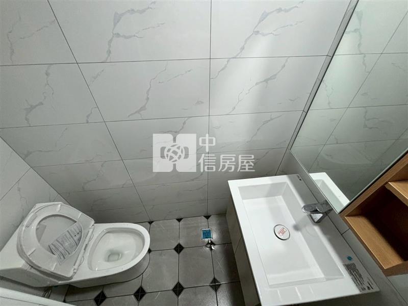 內壢環中邊間3+1房+車位房屋室內格局與周邊環境