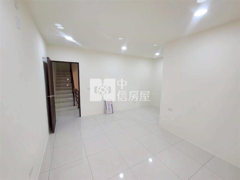 楊梅埔心全新整理美透天A(車庫停車)房屋室內格局與周邊環境