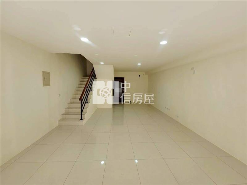 楊梅埔心全新整理美透天A(車庫停車)房屋室內格局與周邊環境