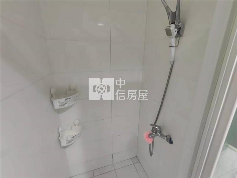 清庭電梯1+1房+車位房屋室內格局與周邊環境