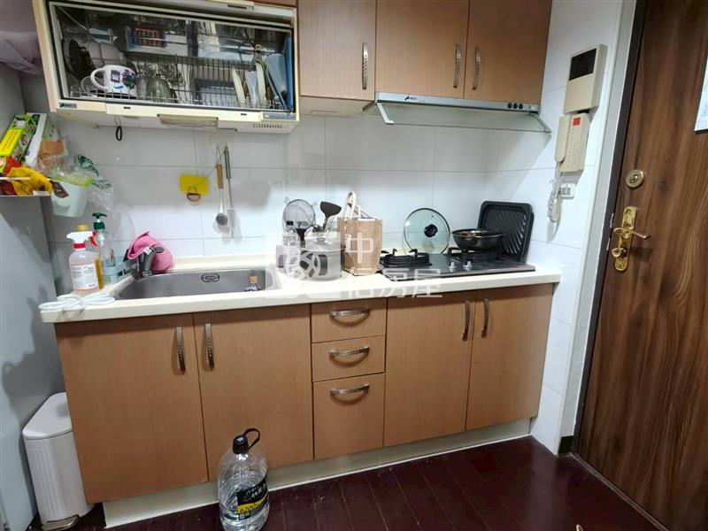 清庭電梯1+1房+車位房屋室內格局與周邊環境