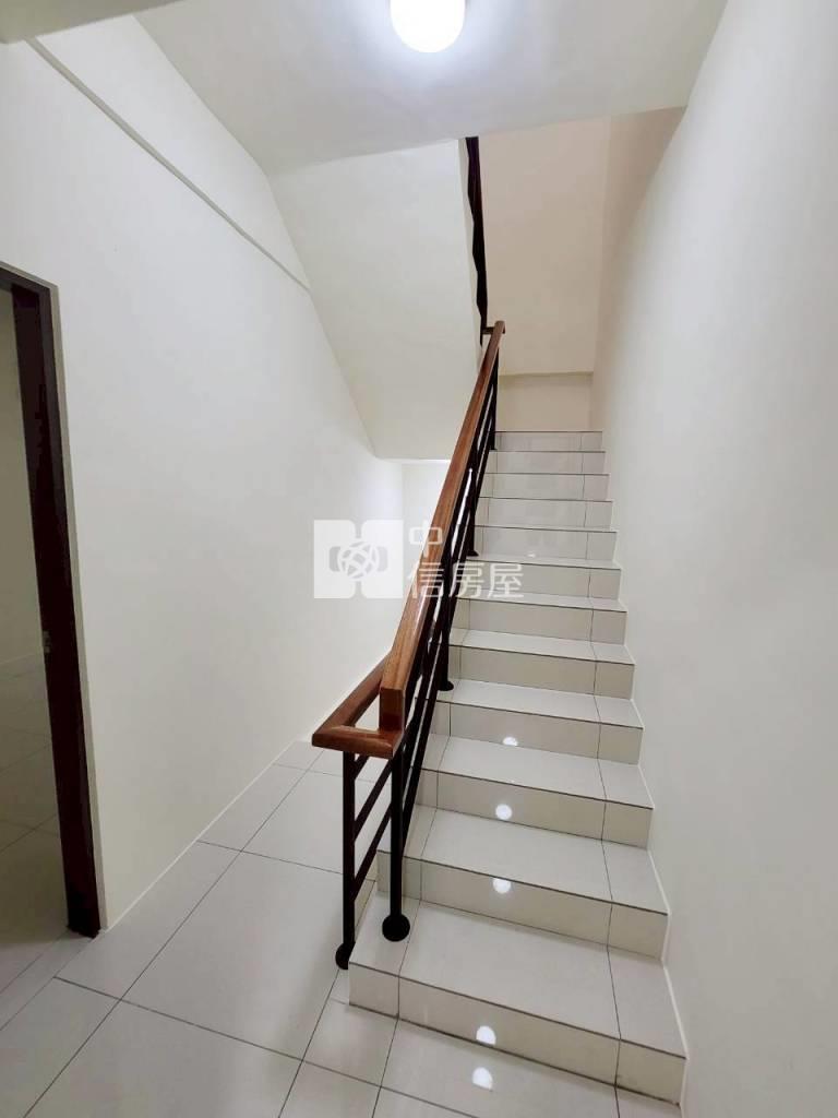 楊梅埔心全新整理美透天B(車庫停車)房屋室內格局與周邊環境