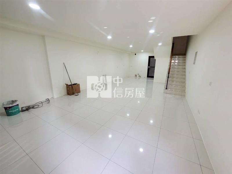 楊梅埔心全新整理美透天B(車庫停車)房屋室內格局與周邊環境