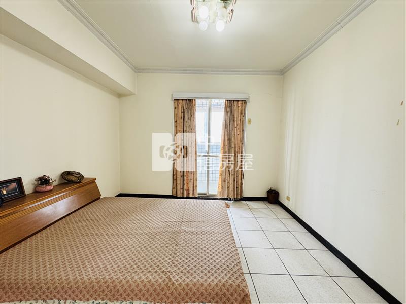 獨家!南區近中山醫大安名流大廈四房附車房屋室內格局與周邊環境