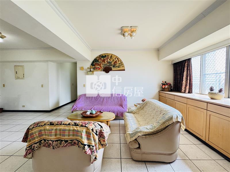 獨家!南區近中山醫大安名流大廈四房附車房屋室內格局與周邊環境