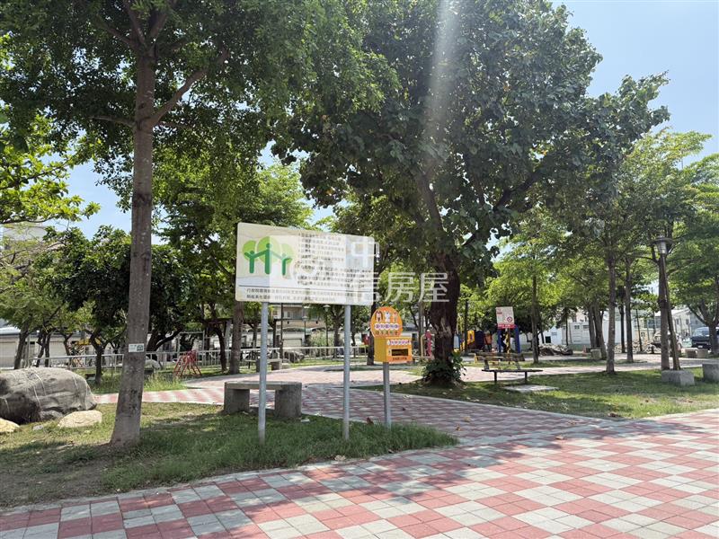 安南低總價活巷孝親透天房屋室內格局與周邊環境