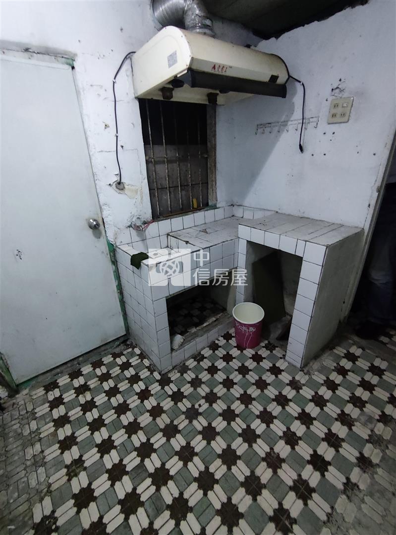 近八擴重劃區豐德路平房房屋室內格局與周邊環境